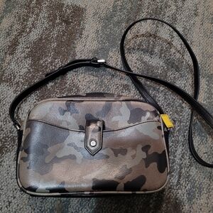 Camo Boutique Crossbody